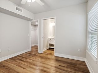 312 NW 7th Ter, Gainesville, FL 32601