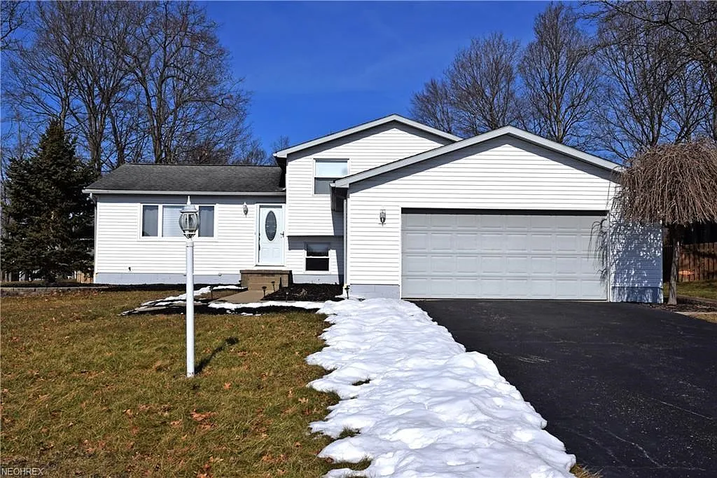 6932 Slippery Rock Dr photo 1