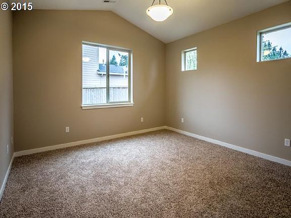 5th image of 5022 NE 28th Ave