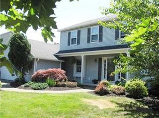 11 Wallingford Rise, Fairport, NY 14450