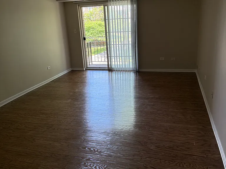 1519 N Windsor Dr #210 — Photo 3