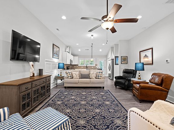 5th image of 1296 Marsilio Lane SW Unit B