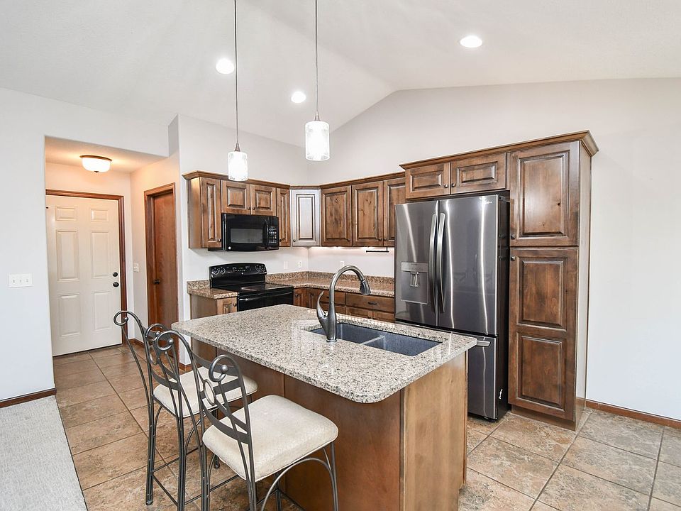 1st image of 7610 S Peregrine Pl