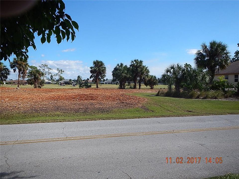 2nd image of 236 Rotonda Cir