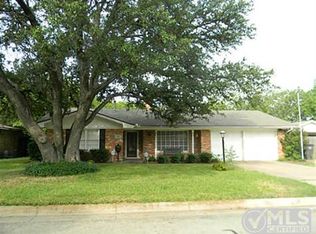 7504 Natalie Dr, Fort Worth, TX 76134