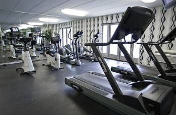 4th image of 7120 Society Dr
