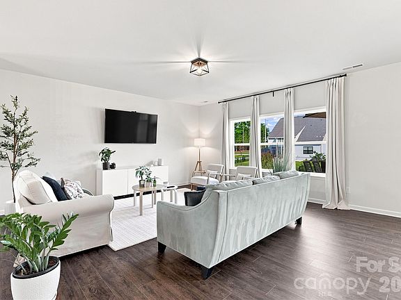 3rd image of 16022 Moxie Glen Ct