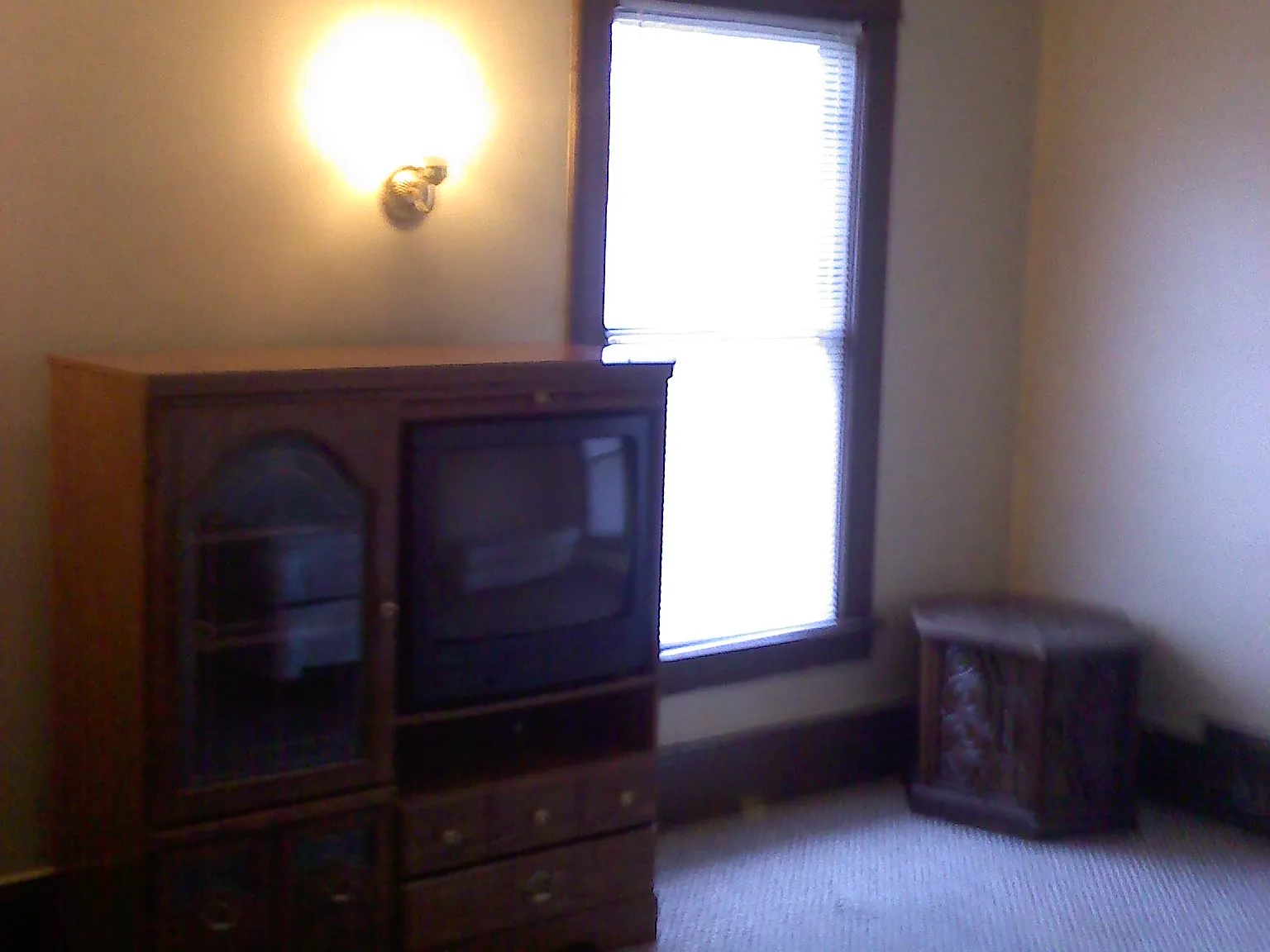 1 bed, 150 sqft, $425 — Photo 4