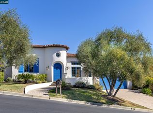 31 Maison Ct, Moraga, CA 94556
