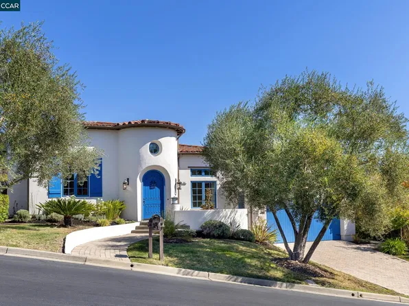 31 Maison Ct, Moraga, CA 94556