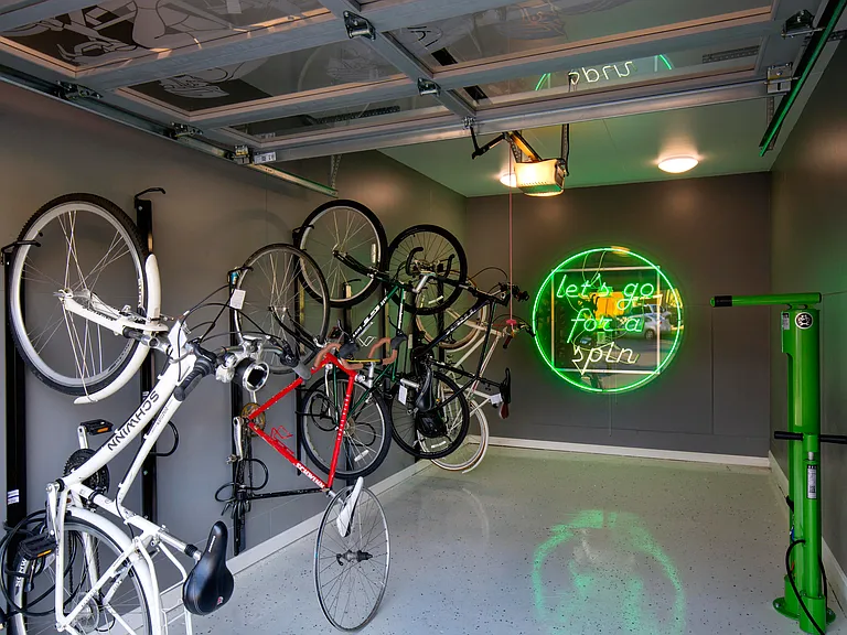 Bike storage and repair station