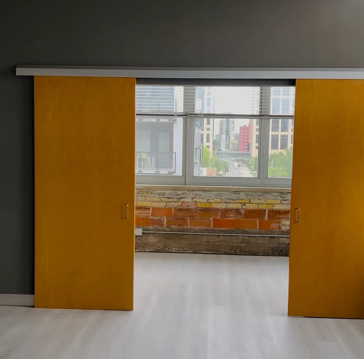2 bed, 1100 sqft, $2,000 — Photo 2
