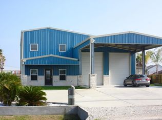 1405 W Maple St, Pt O Connor, TX 77982