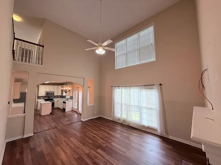1227 Mandalay Ct — Photo 9
