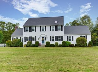 30 Lherault Dr, Wrentham, MA 02093