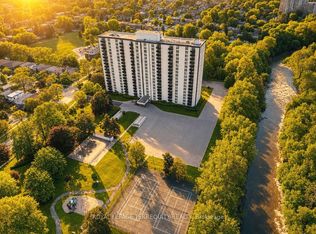 420 Mill Rd #1901, Toronto, ON M9C1Z1