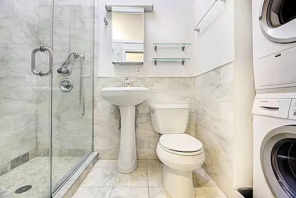 Rented by REAL New York | media 11