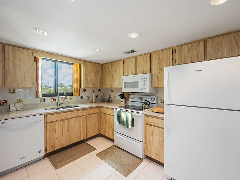 5050 Marianne Key Rd #1B — Photo 7