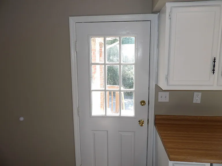 75 Ashwood Ct #3 — Photo 33