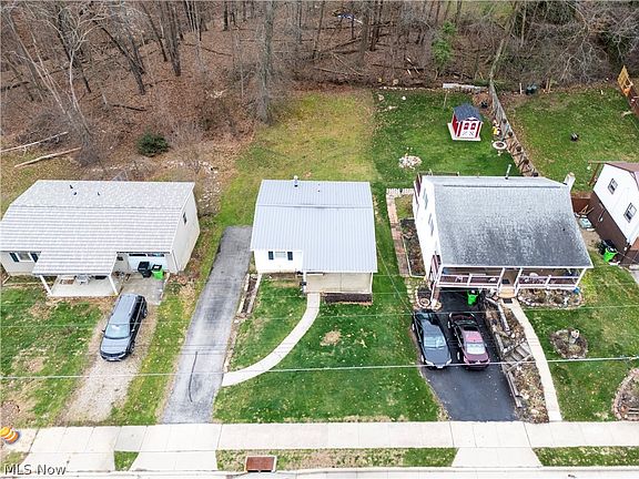 2nd image of 165 S Hickin Ave