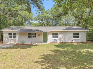 6040 Knollwood Dr, Dade City, FL 33523