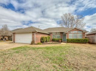 16912 NW Crest Valley, Edmond, OK 73012