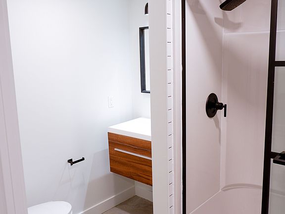 5th image of 1370 Killarney Beach Rd #207