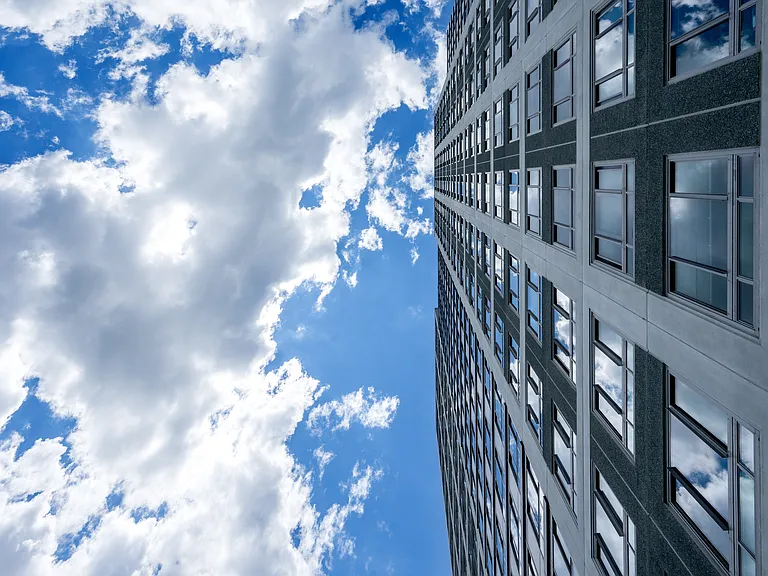 360 State — Photo 16