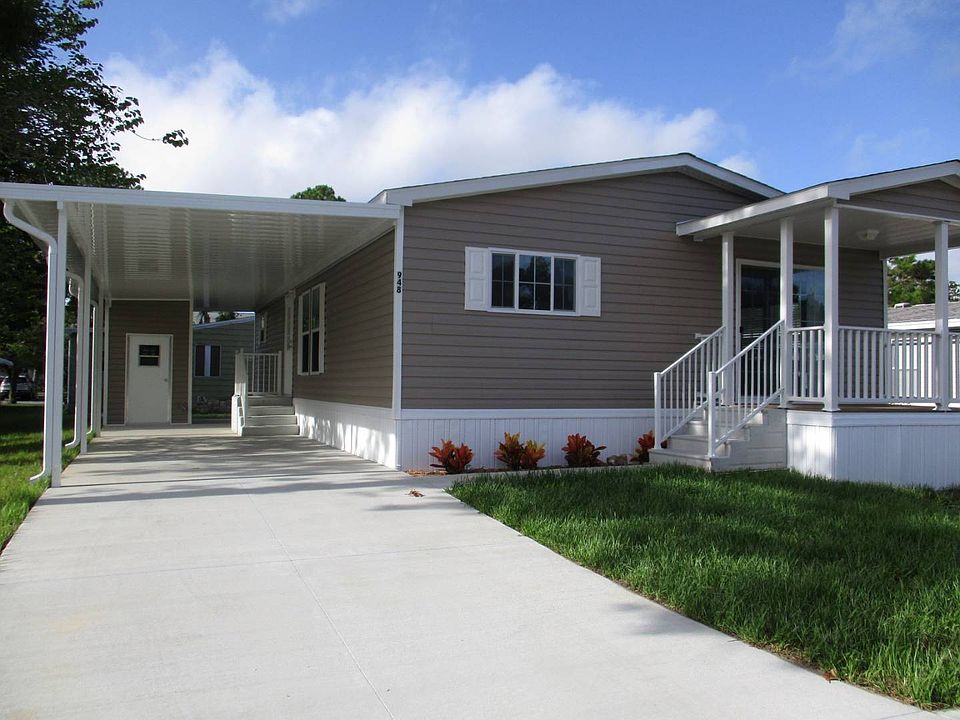 1st image of 948 SE Oakgrove Ter #292
