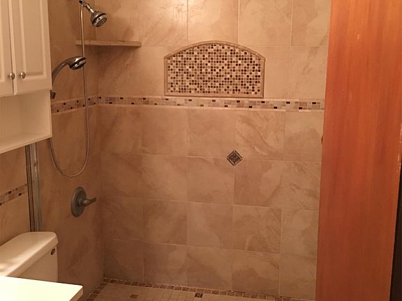 5th image of 2657 E Keswick Cir