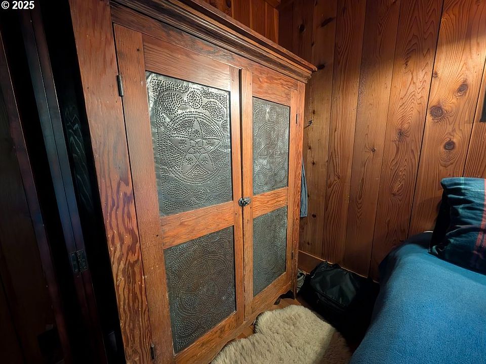 28th image of this home