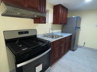 9439 116th St #1, South Richmond Hill, NY 11419
