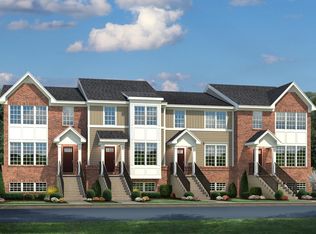 55 Nicholas Dr E, Des Plaines, IL 60016