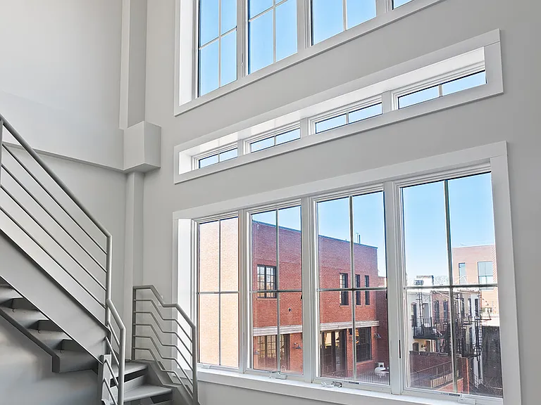 326 Bond St #4R — Photo 6