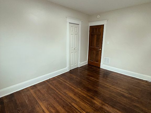 4th image of 61 Courtland Ave