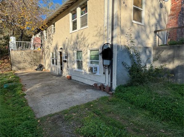 (undisclosed Address)