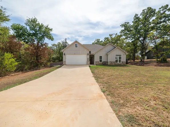 20683 Prayer Mountain Rd, Lindale, TX 75771