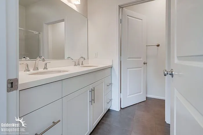 219 Antoni Gln #1208 — Photo 17
