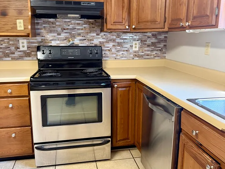 1068 Old Humboldt Rd — Photo 11