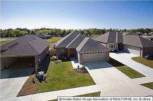 2nd image of 4201 Olivia Dr