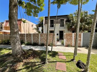 9005 SW 96th Ave, Miami, FL 33176