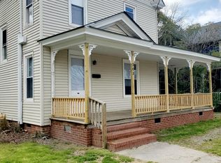 203 E Cypress St, Elizabeth City, NC 27909