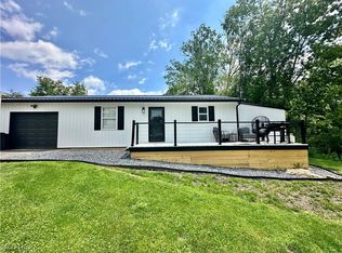 3840 Dona Dr, Zanesville, OH 43701