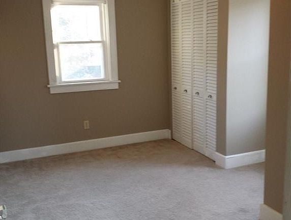 3rd image of 2531 Ardwell Ave