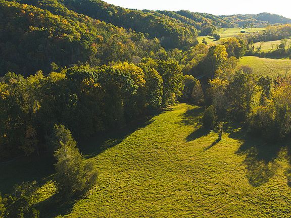 4th image of 1 Watauga Rd