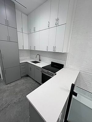 2nd image of 327 E 92nd St APT 1
