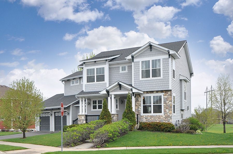 1st image of 6550 W Laketowne Dr NE
