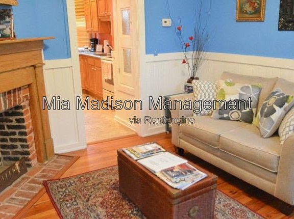 3rd image of 547 E Macon St