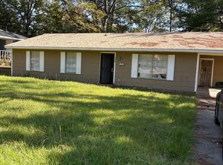 332 N Flag Chapel Rd, Jackson, MS 39209