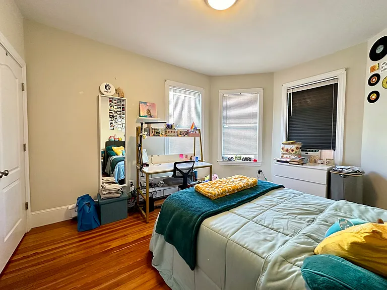 12 Wensley St #3R — Photo 9